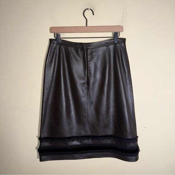 VNTG CARLISLE 90s whimsigoth leather A-line skirt with fur detail 8 - Picture 6 of 6